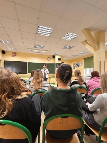 571035066_1937661653719466_2963430655356732298_n