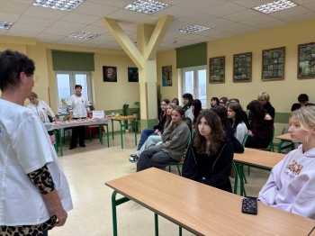 571122888_1937662570386041_888611792954364258_n