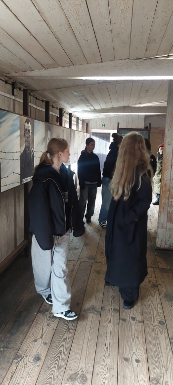 574042118_1940466083439023_715769130975654412_n