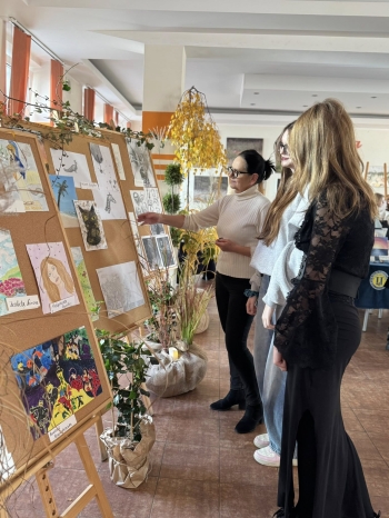 573061033_1941643419987956_7078816431957176557_n