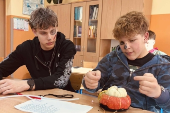 574951195_1943683879783910_1946272519829433_n