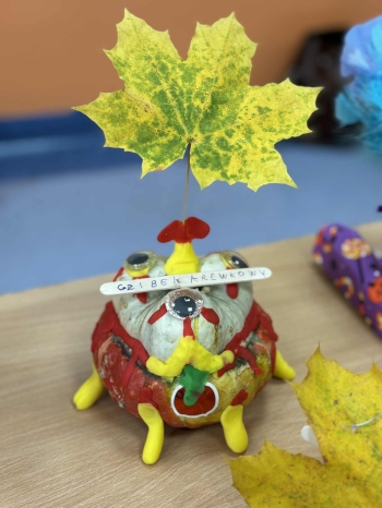 576588569_1943684136450551_5383195839395153732_n