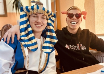 576953486_1943682546450710_6360140235451552891_n