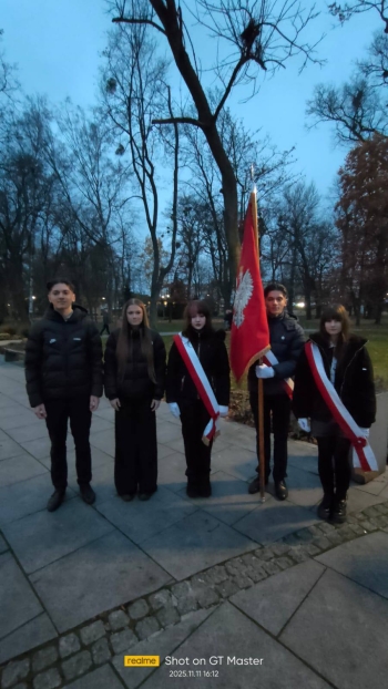 582407698_1952144712271160_1912918100863214147_n