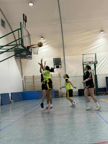 584230752_1956671885151776_2267521192567590071_n