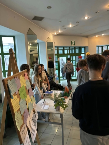 589558366_1964490307703267_8536195807381735441_n