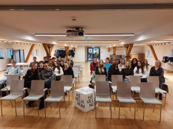 594644266_1971802153638749_422533267479343475_n