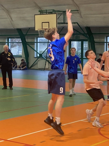 593958200_1972391390246492_1324395420460421468_n