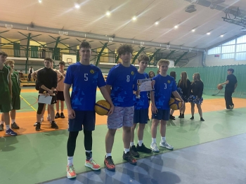 594067472_1972391960246435_8971895467587322818_n