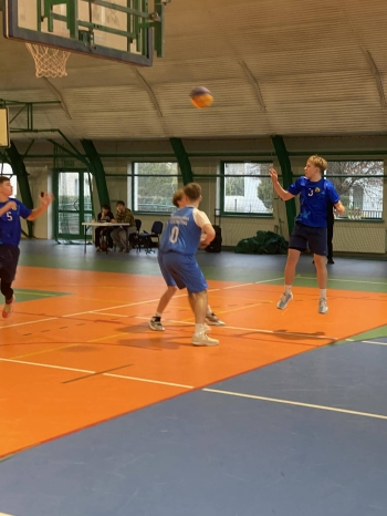 595909444_1972391543579810_4671219803935519567_n