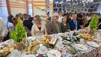 597560447_1975912419894389_6652975564857245165_n