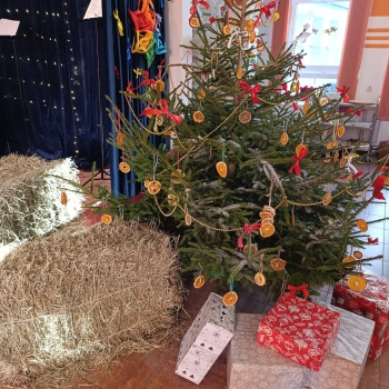 597879941_1975913923227572_1255474147845730296_n