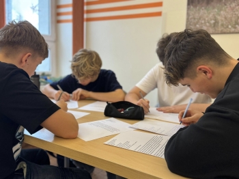 597793437_1978745062944458_6737607110803056991_n