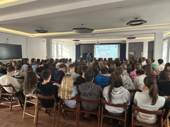 643565984_2045008769651420_4630602116913727960_n