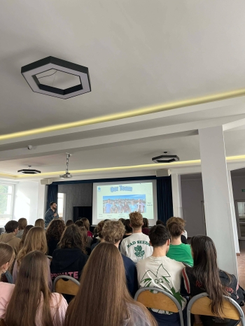 644288117_2045008639651433_4554581619720134180_n