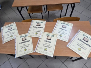 653709479_2060435111442119_41853559058295346_n