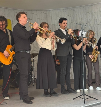 658523194_2067660510719579_3673638157521017536_n