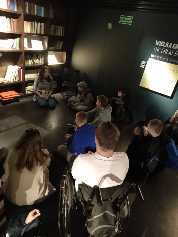 677103142_2091734908312139_3552935480064517465_n