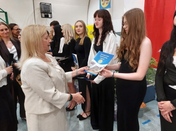 681979524_2098903407595289_1174918880649046237_n