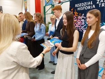 683109719_2098903980928565_3075148167570636372_n