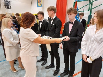 683694216_2098905407595089_6546768801392927815_n