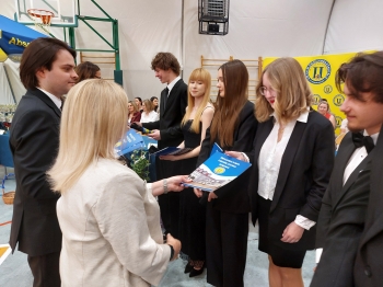 683769431_2098903957595234_7536664301097547880_n