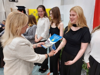 684890885_2098903017595328_6628730848777440727_n