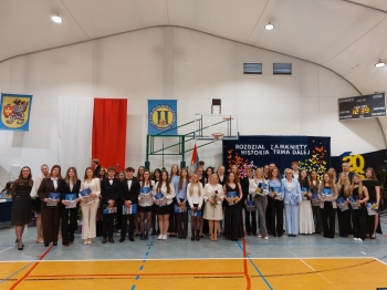 684943345_2098902690928694_1298833197147692437_n