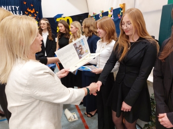 685004208_2098902277595402_4610111889133796343_n