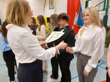 685065421_2098904647595165_3197533013664780557_n