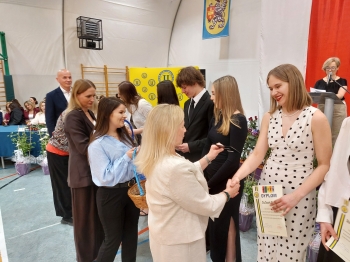 686046968_2098904934261803_1034229883378688640_n