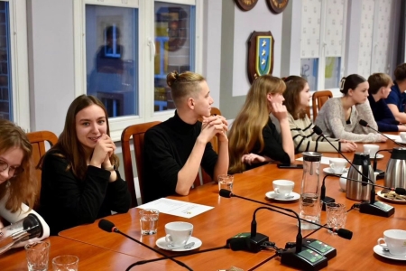 Sukces naszych dziewczyn! Objęły ważne funkcje w Młodzieżowej Radzie Powiatu Starogardzkiego 6.11.2023