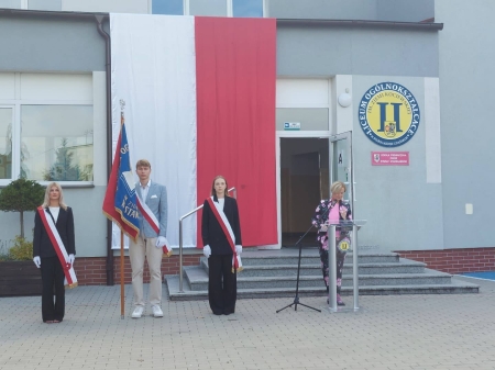 Uroczyste rozpoczęcie roku szkolnego 2025/2026 1.09.2025