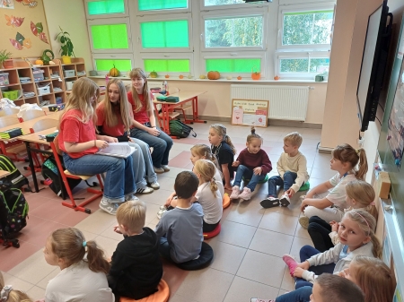 Udział Aktywu Bibliotecznego z II LO   w Akcji Czytelniczej
