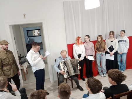 Śpiewaliśmy pieśni legionowe w DPŚ