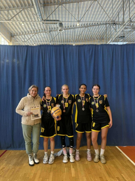 Finał Mistrzostw Powiatu w koszykówce 3x3 dziewcząt