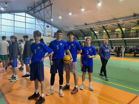 Nasza szkoła zajmuje II m. w półfinale wojewódzkiej Licealiady w koszykówce 3x3