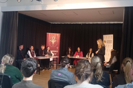 Nasza szkolna drużyna wygrała tegoroczną Ligę Debat Oksfordzkich!